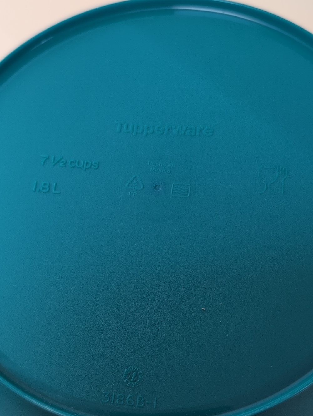 🆕 Tupperware®️ Serving Dish - Picture 3 of 4